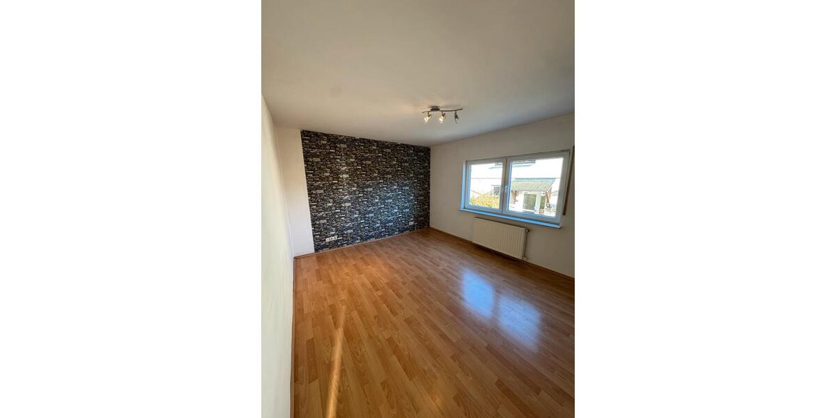 Doppelhaushälfte Reichshof - 4 Zimmer, 96 m&sup2;, 230.000&euro; | Angebot:26067163