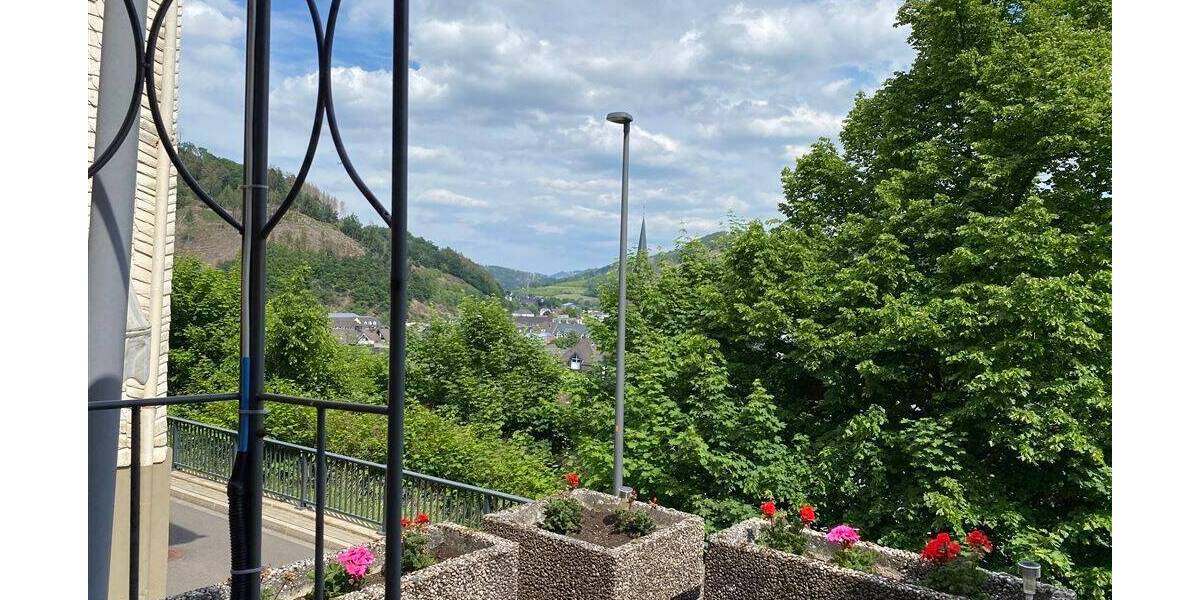 Mehrfamilienhaus, Wohnhaus Lennestadt Altenhundem - 1 Zimmer, 235 m&sup2;, 215.000&euro; | Angebot:25682536