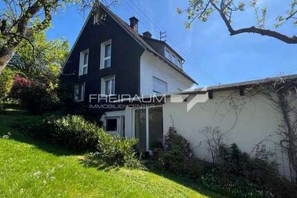 Haus Hilchenbach / Vormwald Vormwald - 8 Zimmer, 182 m&sup2;, 295.000&euro; | Angebot:22868056