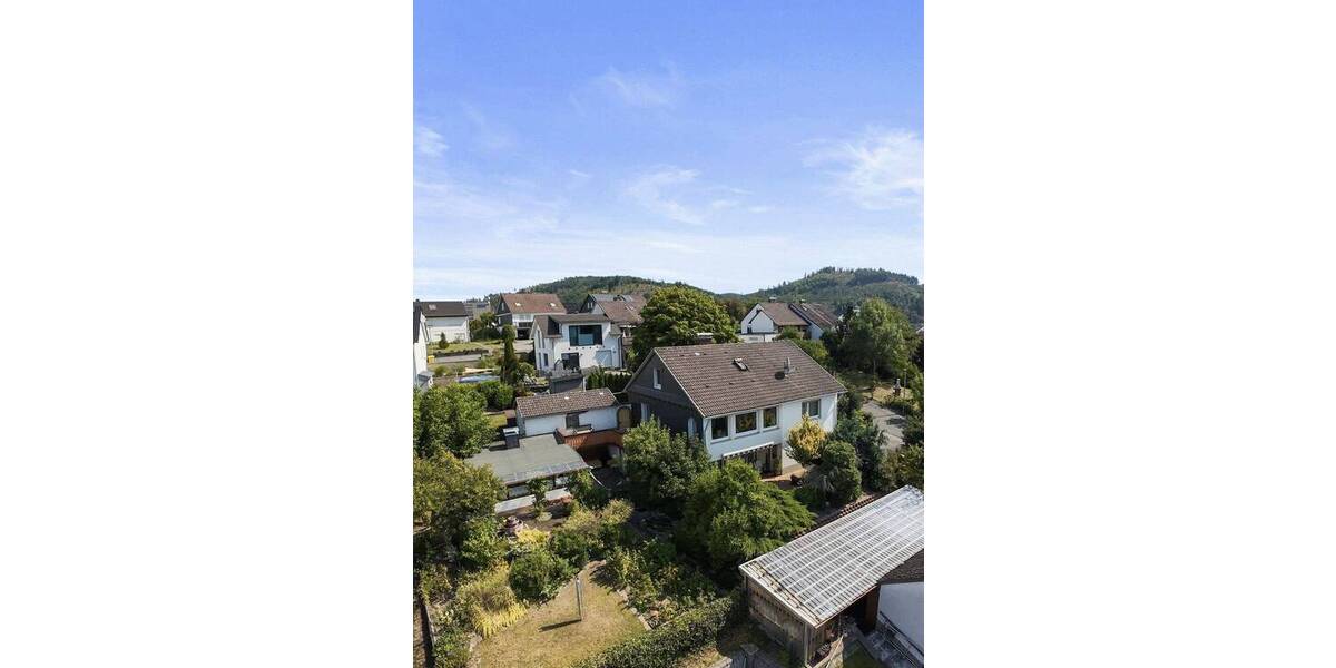 Einfamilienhaus Bad Laasphe - 6 Zimmer, 183 m&sup2;, 336.000&euro; | Angebot:25775252