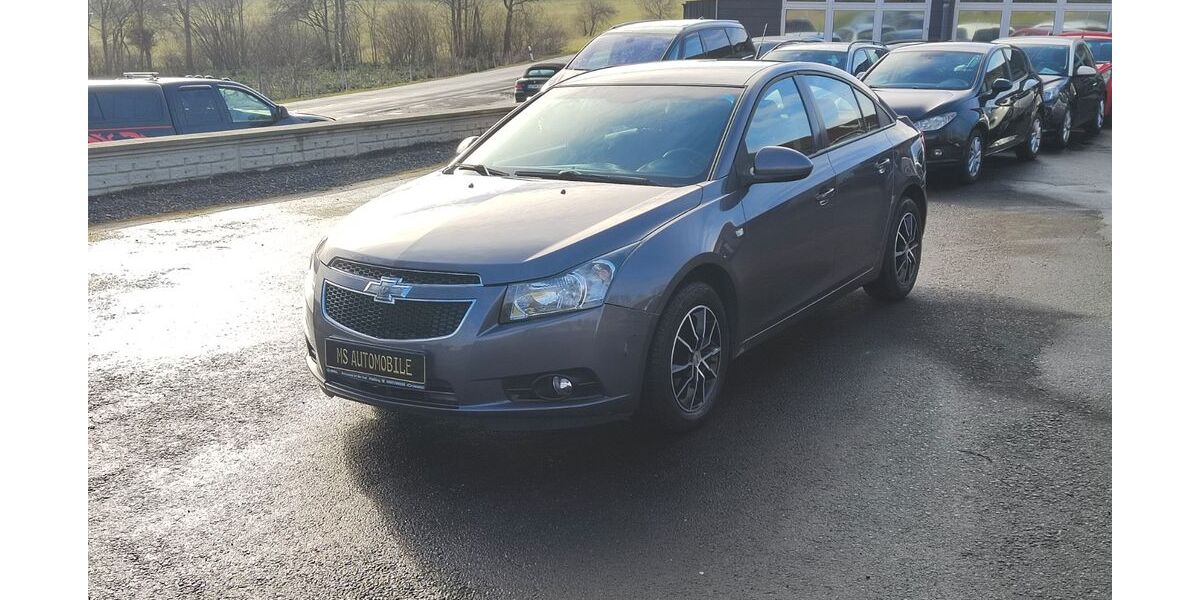 Chevrolet Cruze 204.500 km 3.000 &euro; Willingen/Westerwald 56479