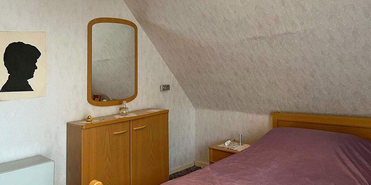 Doppelhaushälfte Hamm - 4 Zimmer, 93 m&sup2;, 109.000&euro; | Angebot:25776377