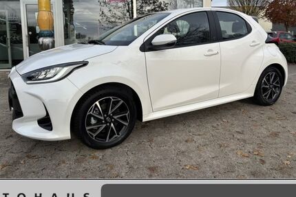 Toyota Yaris 15.800 km 19.950 &euro; Kreuztal 57223