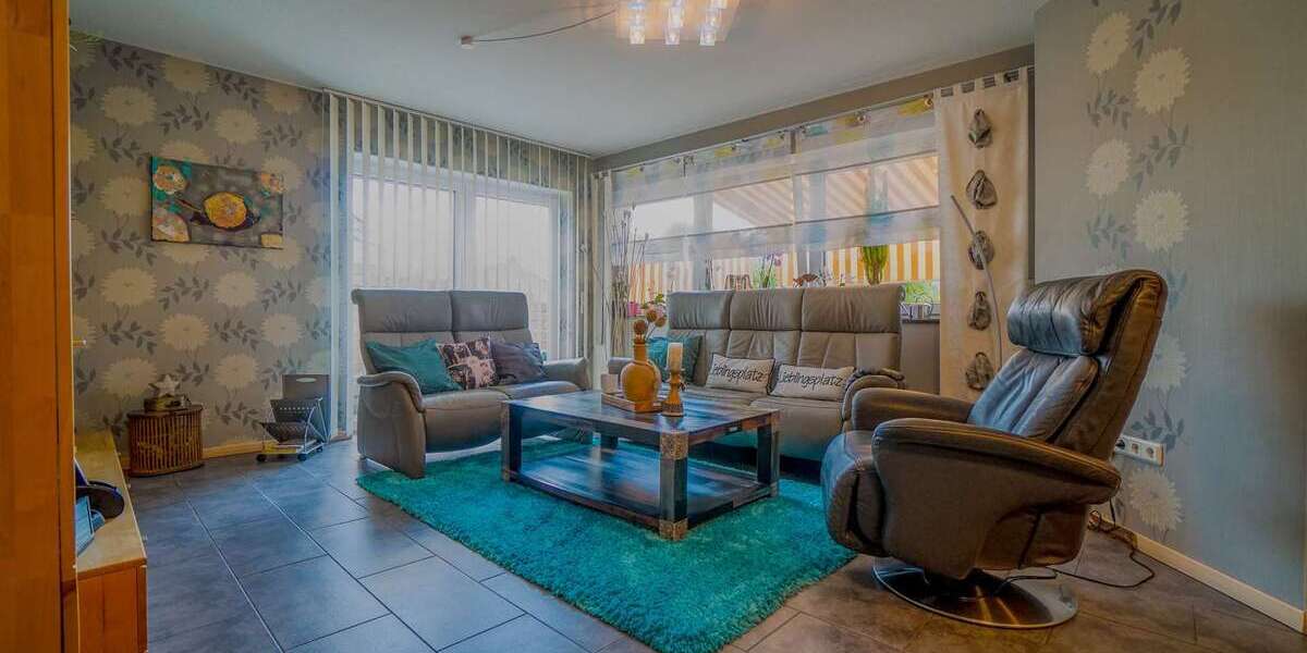 Sonniges Traumhaus mit viel Platz in Haiger OT - Einfamilienhaus Haiger | Angebot:27197051