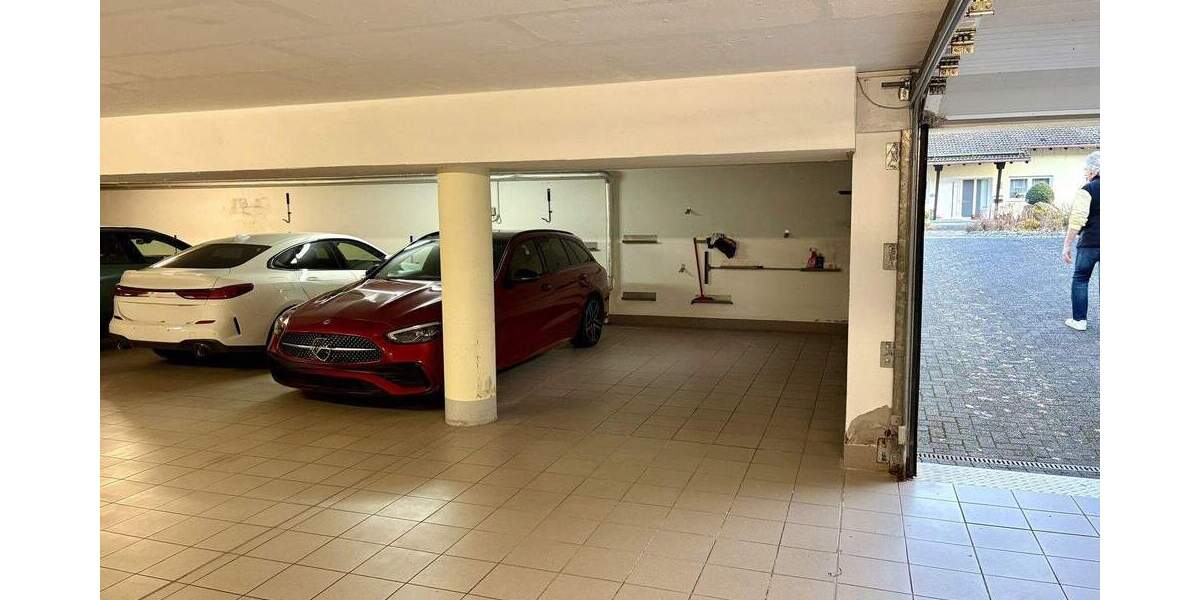 Etagenwohnung Bad Marienberg - 3 Zimmer, 122 m&sup2;, 299.000&euro; | Angebot:25716281