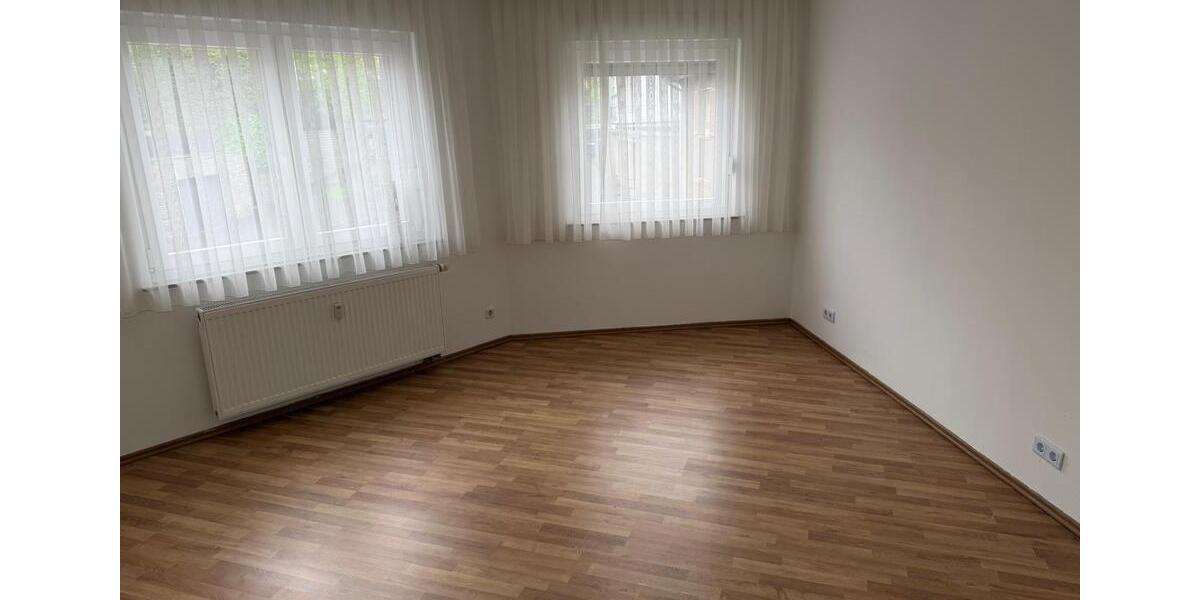 Etagenwohnung Siegen Kaan-Marienborn - 2 Zimmer, 77 m&sup2;, 700&euro; | Angebot:26459612