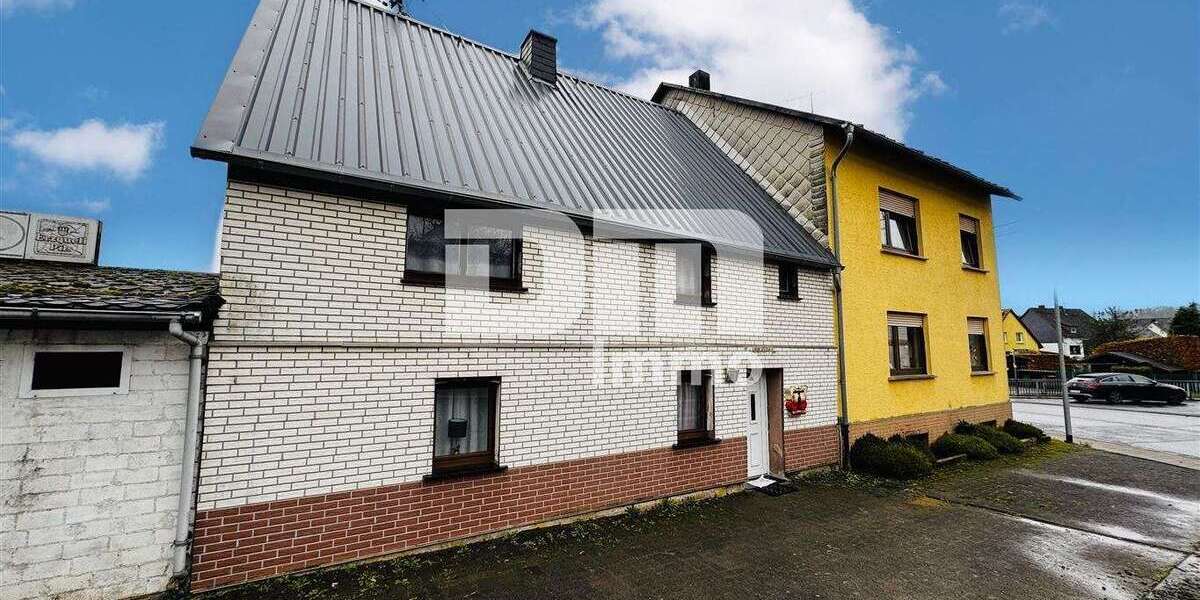 Einfamilienhaus Niederroßbach Dammühle - 8 Zimmer, 220 m&sup2;, 149.000&euro; | Angebot:18369825