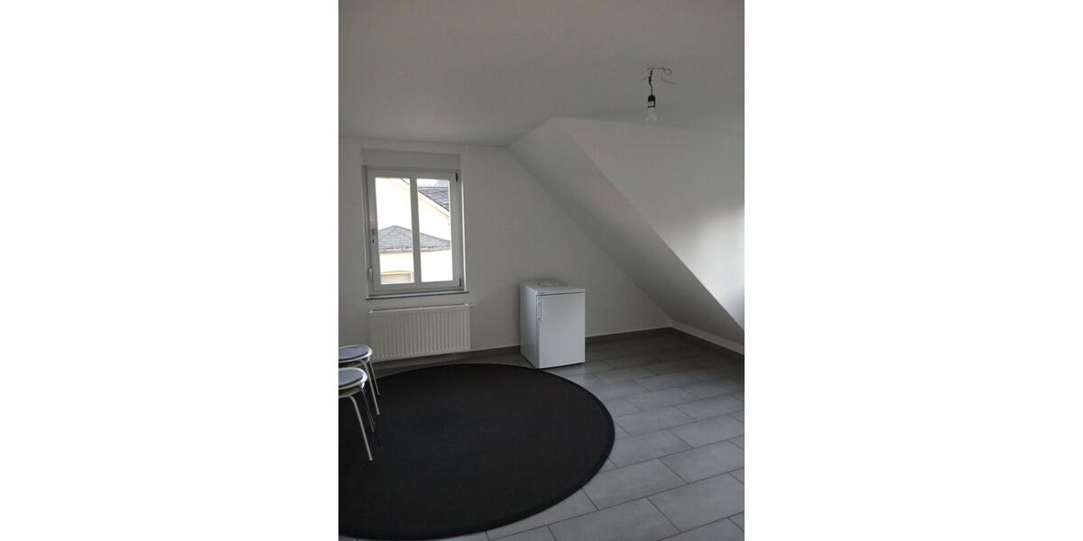 Dachgeschoßwohnung Siegen Kaan-Marienborn - 3 Zimmer, 88 m&sup2;, 940&euro; | Angebot:26355554