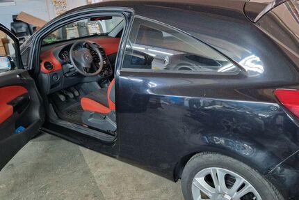 Opel Corsa 147.000 km 2.600 &euro; Olpe 57462