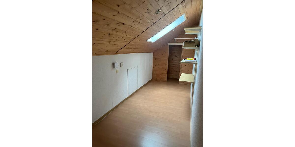 Dachgeschoßwohnung Drolshagen - 1 Zimmer, 55 m&sup2;, 350&euro; | Angebot:26020368