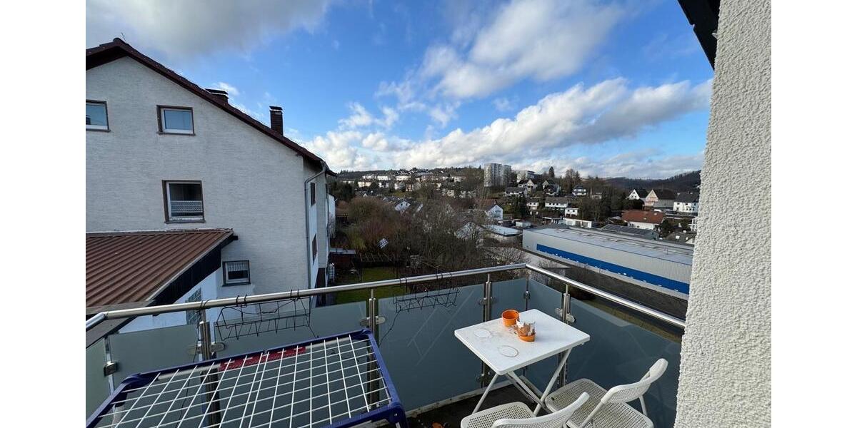 Dachgeschoßwohnung Kreuztal - 2 Zimmer, 65 m&sup2;, 900&euro; | Angebot:24840517