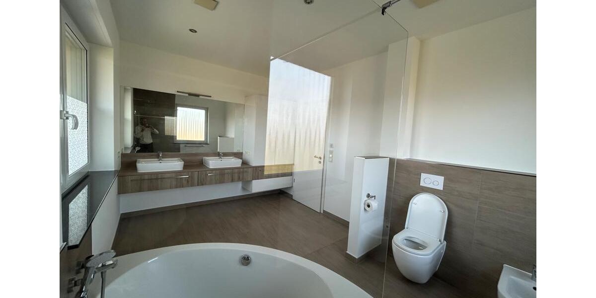 Etagenwohnung Siegen Kaan-Marienborn - 3 Zimmer, 117 m&sup2;, 423.000&euro; | Angebot:23012250