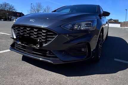 Ford Focus 75.404 km 15.200 &euro; Wissen 57537