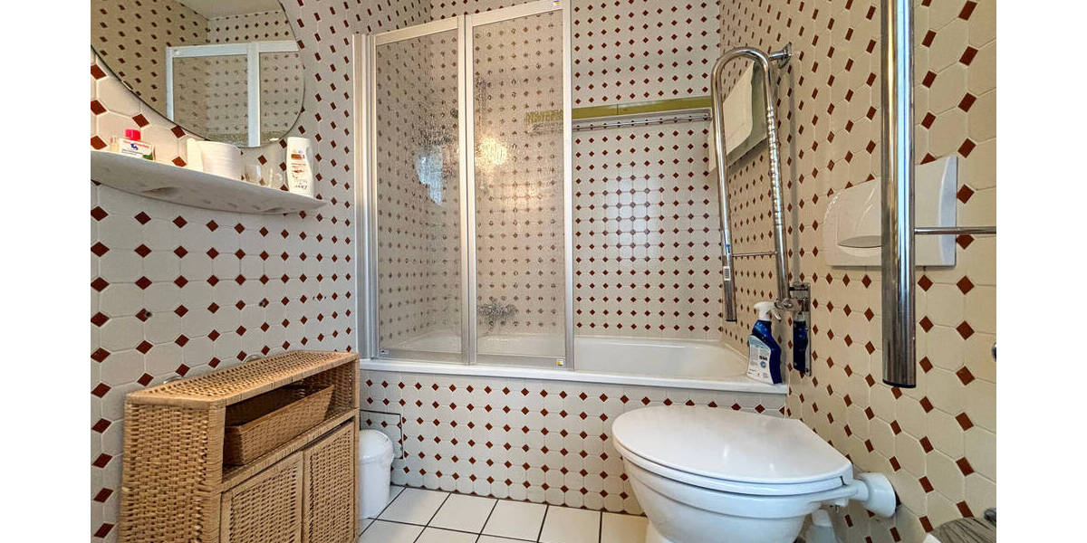 Einfamilienhaus Hamm - 7 Zimmer, 101 m&sup2;, 195.000&euro; | Angebot:25691796