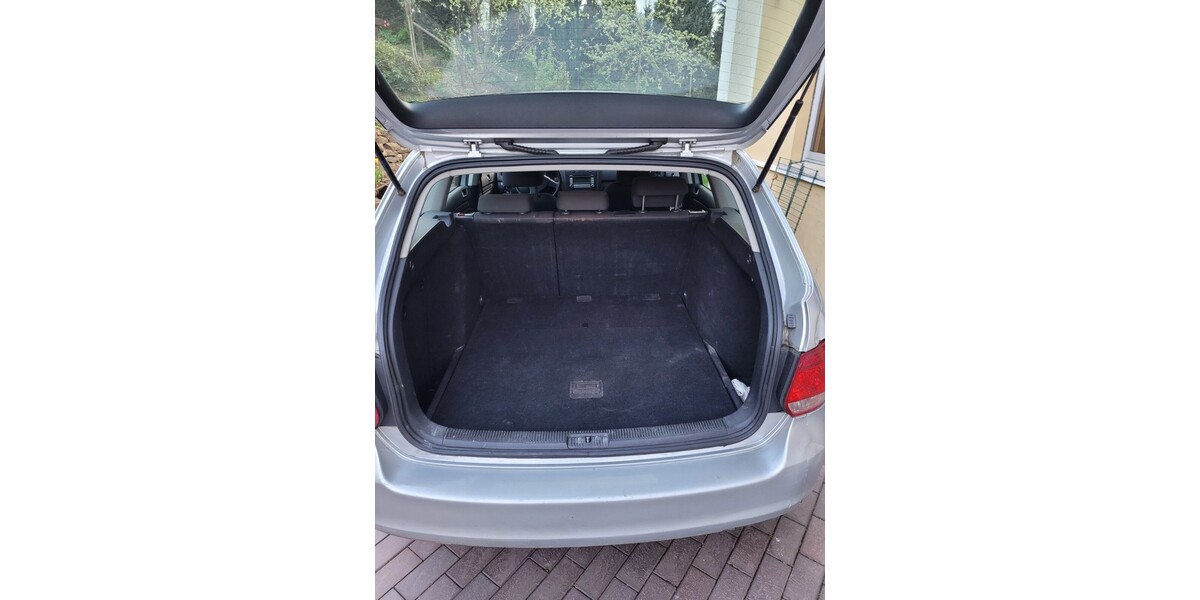 VW Golf V Variant 260.000 km 2.500 &euro; Siegen 57072