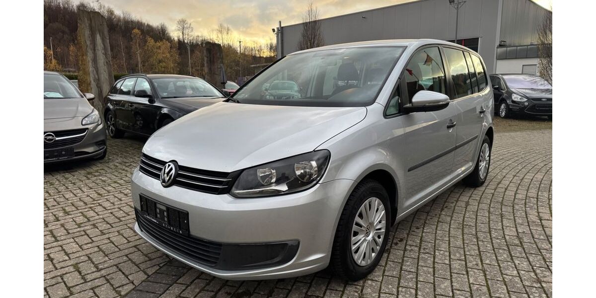 VW Touran 180.500 km 6.290 &euro; Lennestadt (Meggen)…. 57368