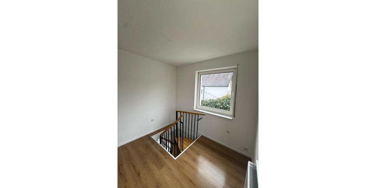 Etagenwohnung Siegen - 3 Zimmer, 95 m&sup2;, 237.599&euro; | Angebot:27224325