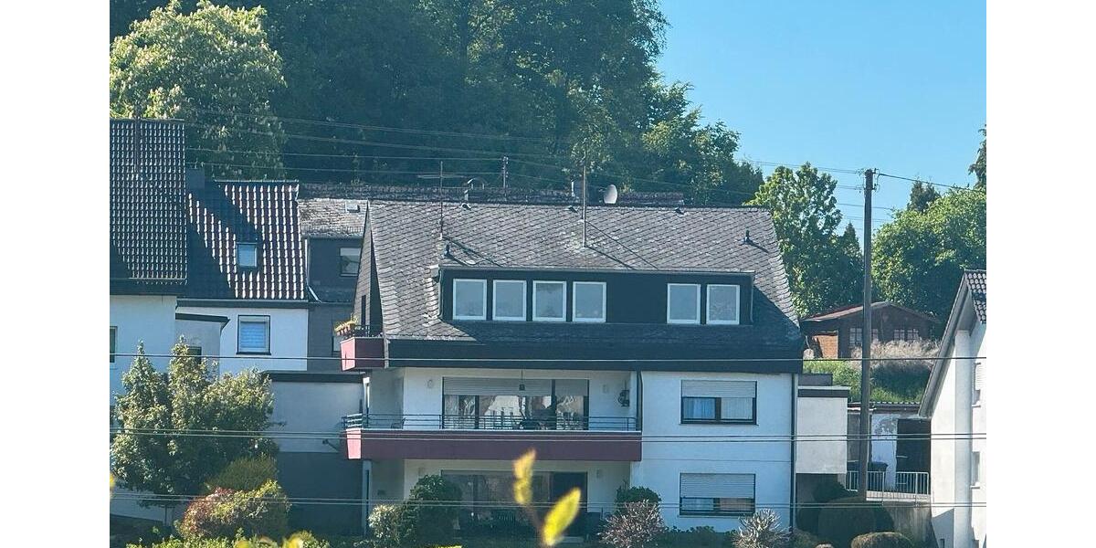 Mehrfamilienhaus, Wohnhaus Siegen Dillnhütten - 9 Zimmer, 301 m&sup2;, 430.000&euro; | Angebot:25376158