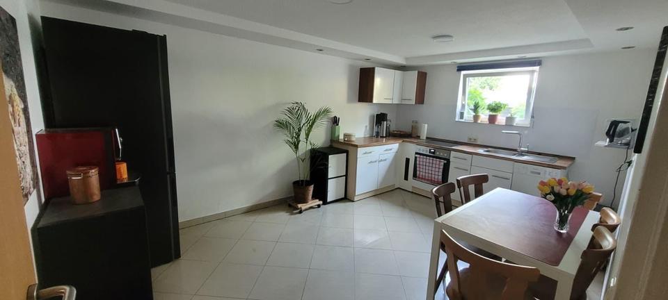 Etagenwohnung Breitscheid - 2 Zimmer, 66 m&sup2;, 550&euro; | Angebot:25435478