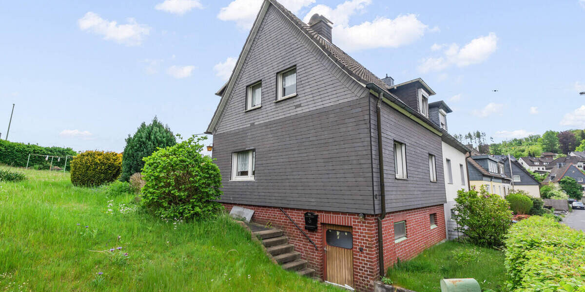 Einfamilienhaus Siegen Kaan-Marienborn - 6 Zimmer, 110 m&sup2;, 219.500&euro; | Angebot:26763656