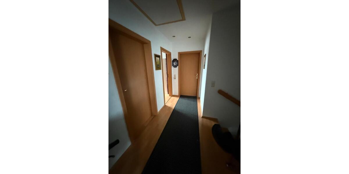 Doppelhaushälfte Hof - 6.5 Zimmer, 165 m&sup2;, 285.000&euro; | Angebot:25589333