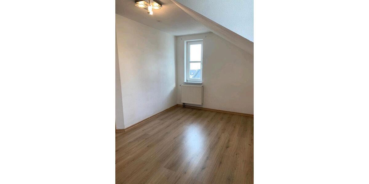 Etagenwohnung Siegen Dillnhütten - 2.5 Zimmer, 65 m&sup2;, 650&euro; | Angebot:26049837