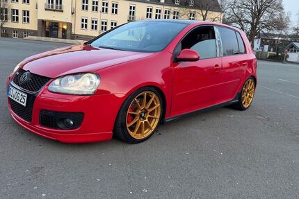 VW Golf 185.000 km 5.949 &euro; Kreuztal 57223