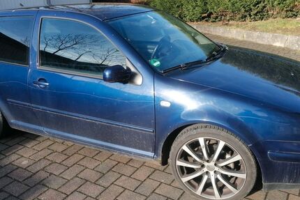 VW Golf 384.000 km 1.499 &euro; Hamm Sieg 57577