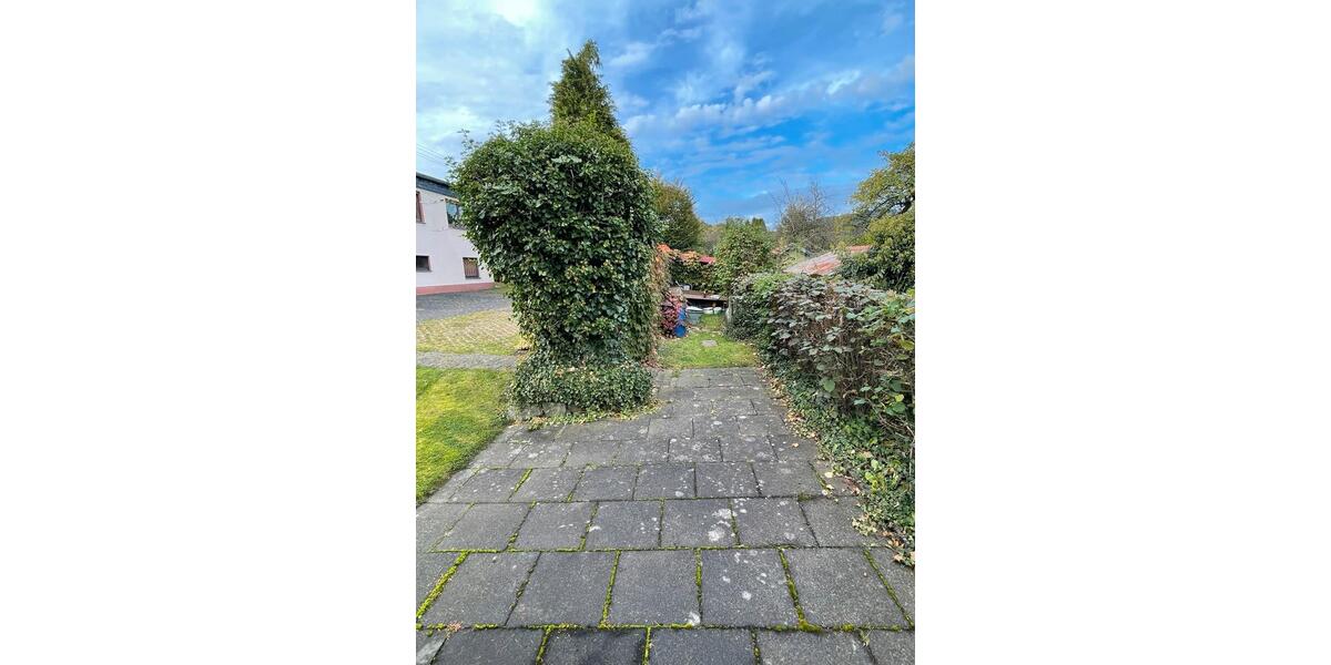 Einfamilienhaus Kreuztal - 2 Zimmer, 150 m&sup2;, 249.000&euro; | Angebot:25070806