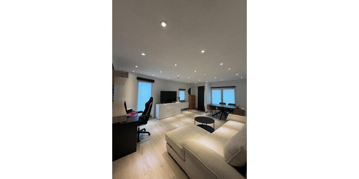 Etagenwohnung Siegen Dillnhütten - 2 Zimmer, 60 m&sup2;, 810&euro; | Angebot:26628585