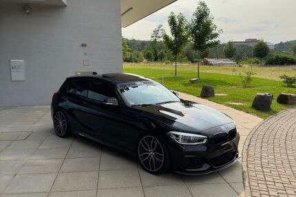 BMW 118 205.000 km 14.990 &euro; Hilchenbach 57271