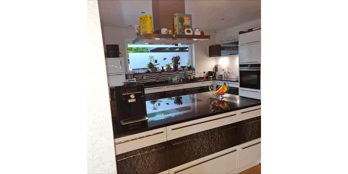 Einfamilienhaus Netphen - 7 Zimmer, 208 m&sup2;, 649.000&euro; | Angebot:26767540