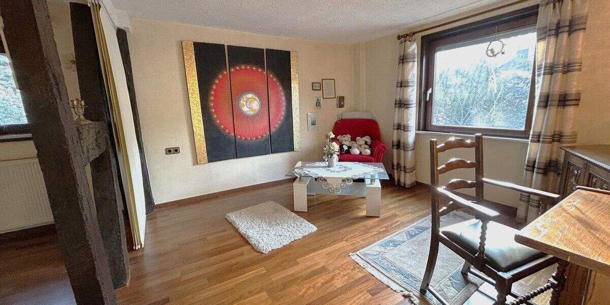 Einfamilienhaus Eschenburg / Eiershausen Eiershausen - 7 Zimmer, 195 m&sup2;, 159.000&euro; | Angebot:25728160