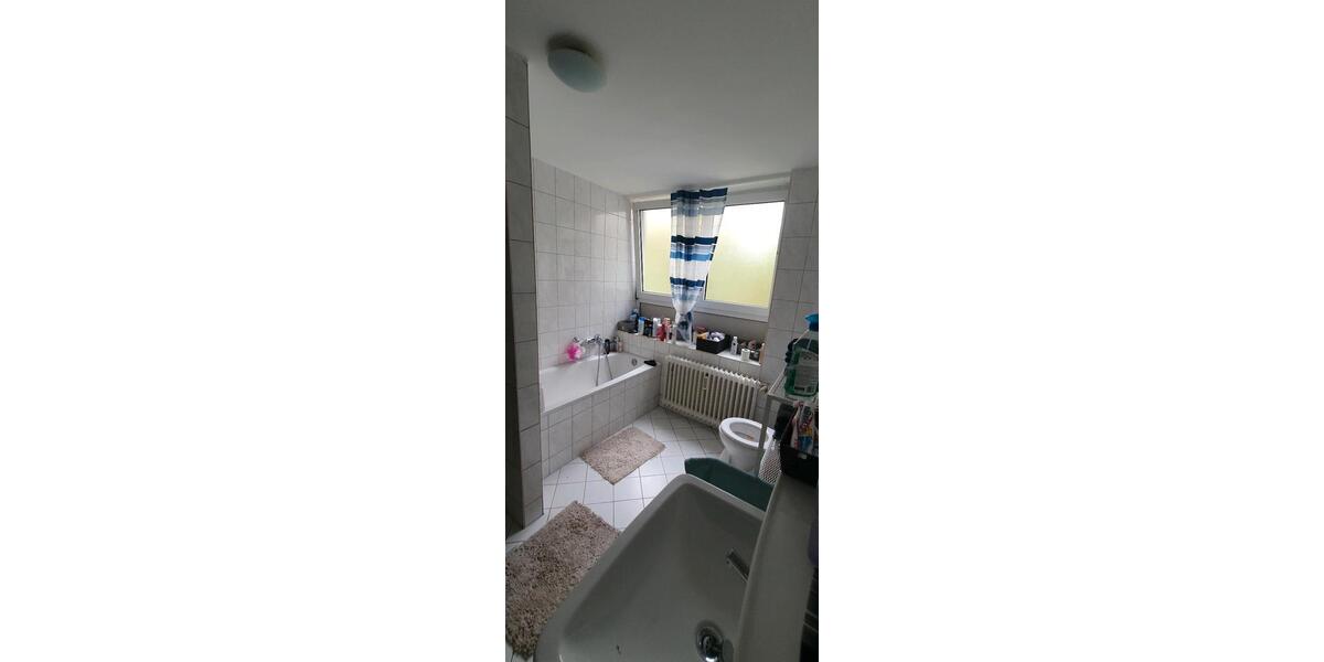 Etagenwohnung Siegen Dillnhütten - 4 Zimmer, 143 m&sup2;, 1.300&euro; | Angebot:26412582