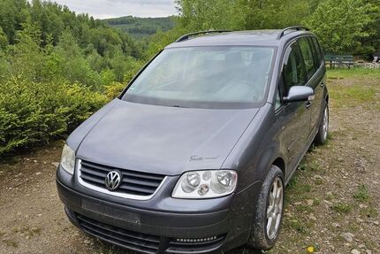 VW Touran 233.000 km 2.200 &euro; Drolshagen 57489