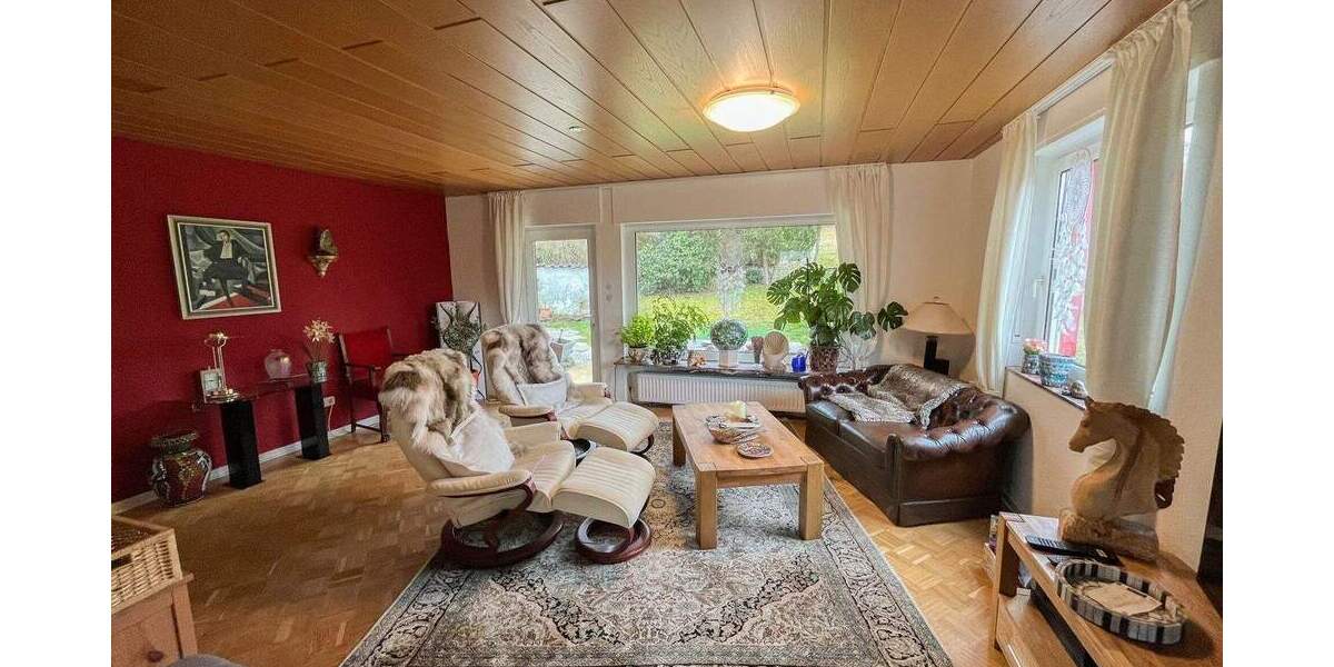 Etagenwohnung Wilnsdorf Anzhausen - 4 Zimmer, 126 m&sup2;, 235.000&euro; | Angebot:25738153