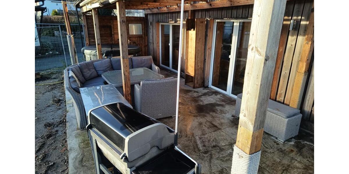 Doppelhaushälfte Hilchenbach - 7 Zimmer, 180 m&sup2;, 219.000&euro; | Angebot:26698965