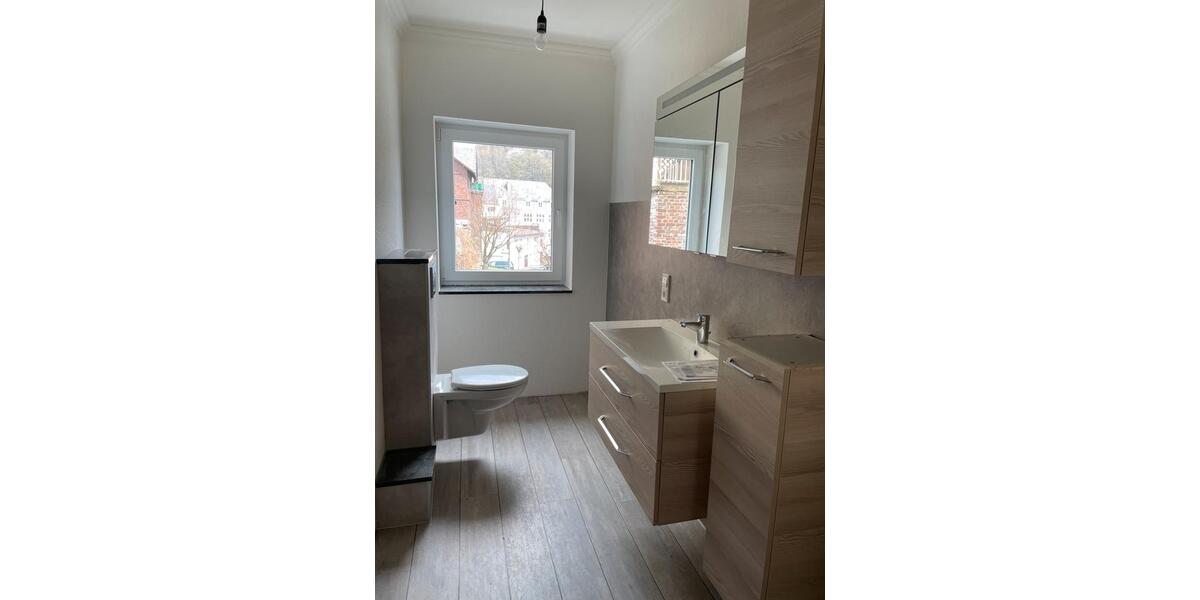 Etagenwohnung Hachenburg - 3 Zimmer, 70 m&sup2;, 830&euro; | Angebot:25168094