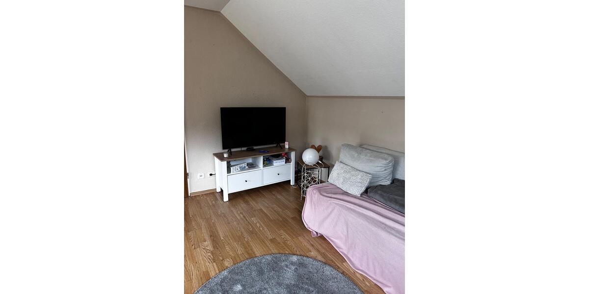 Dachgeschoßwohnung Mudersbach - 3 Zimmer, 70 m&sup2;, 740&euro; | Angebot:26545194