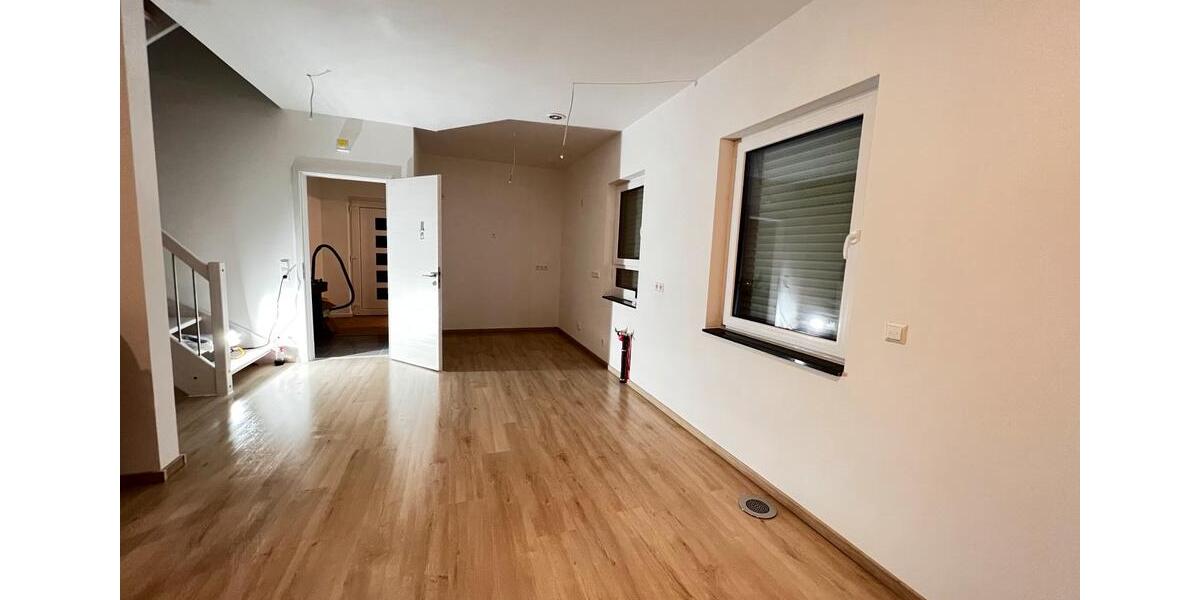 Einfamilienhaus Bad Laasphe - 8 Zimmer, 109 m&sup2;, 375.000&euro; | Angebot:26959483