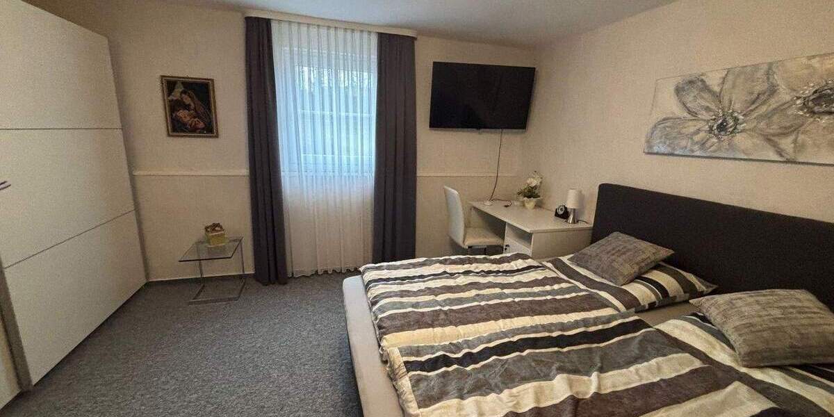 Bauernhaus, Landhaus Olpe Rhonard - 1 Zimmer, 390 m&sup2;, 1.280.000&euro; | Angebot:25666276
