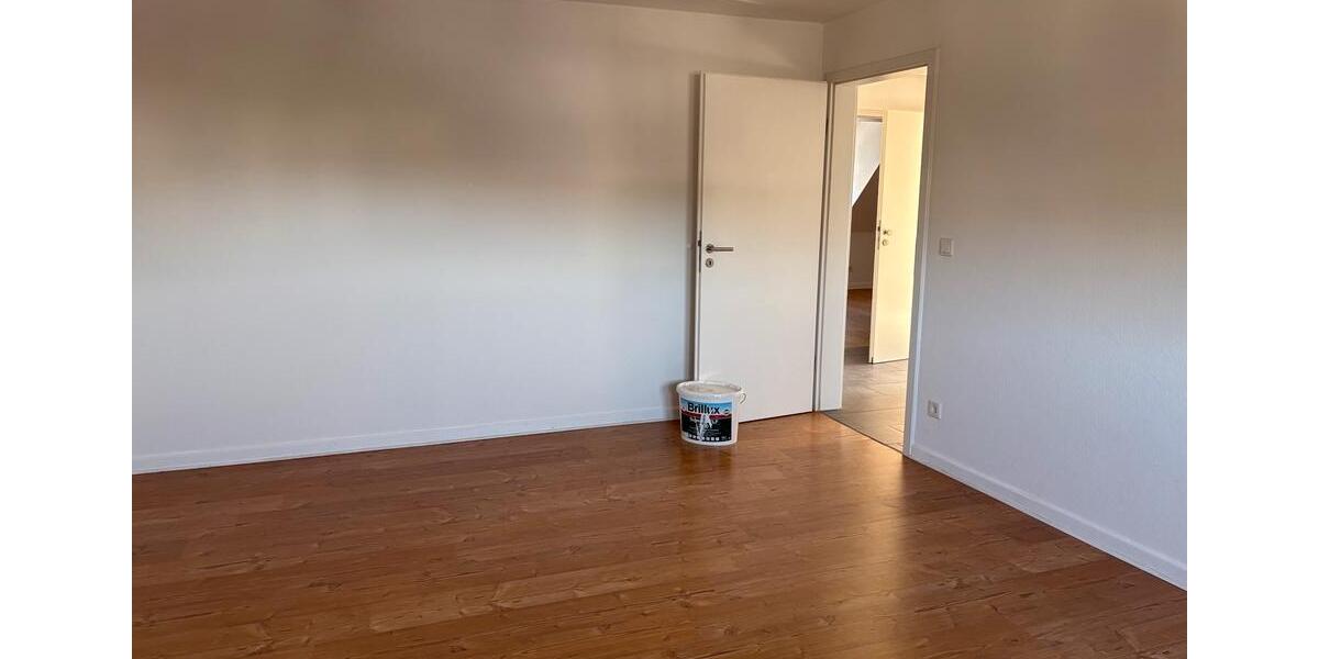 Dachgeschoßwohnung Siegen Kaan-Marienborn - 3 Zimmer, 75 m&sup2;, 179.000&euro; | Angebot:25960743