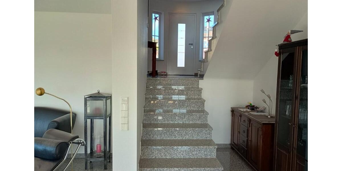 Einfamilienhaus Bad Marienberg (Westerwald) - 5 Zimmer, 150 m&sup2;, 450.000&euro; | Angebot:25311639