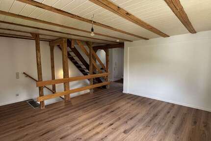 Haus Burbach - 2 Zimmer, 106 m&sup2;, 950&euro; | Angebot:24458958