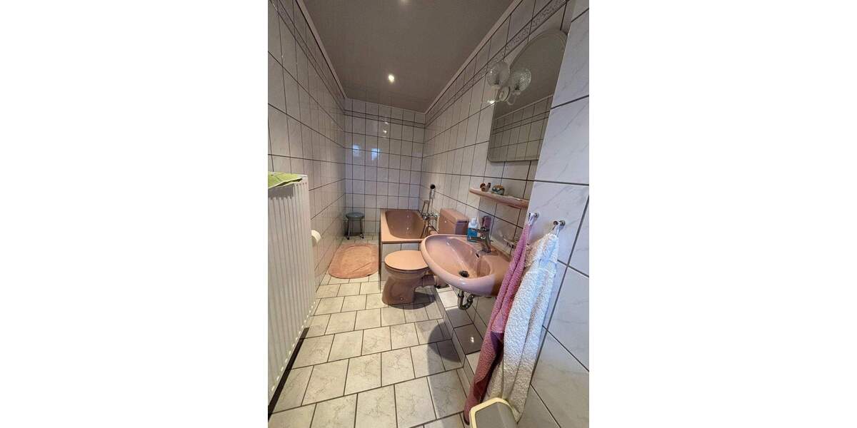 Einfamilienhaus Olpe Rhonard - 1 Zimmer, 390 m&sup2;, 1.280.000&euro; | Angebot:25666278