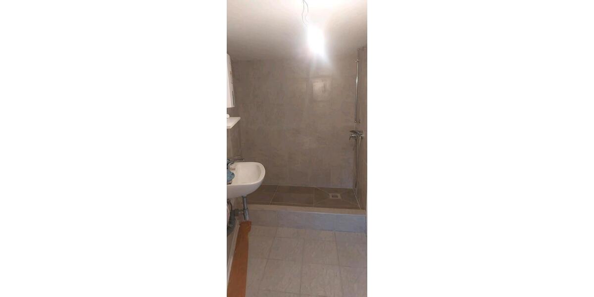 Einfamilienhaus Haiger - 7 Zimmer, 165 m&sup2;, 1.000&euro; | Angebot:25858815