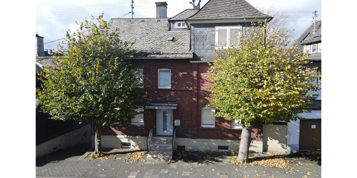 Einfamilienhaus Siegen Weidenau - 13 Zimmer, 237 m&sup2;, 2.200&euro; | Angebot:25302181