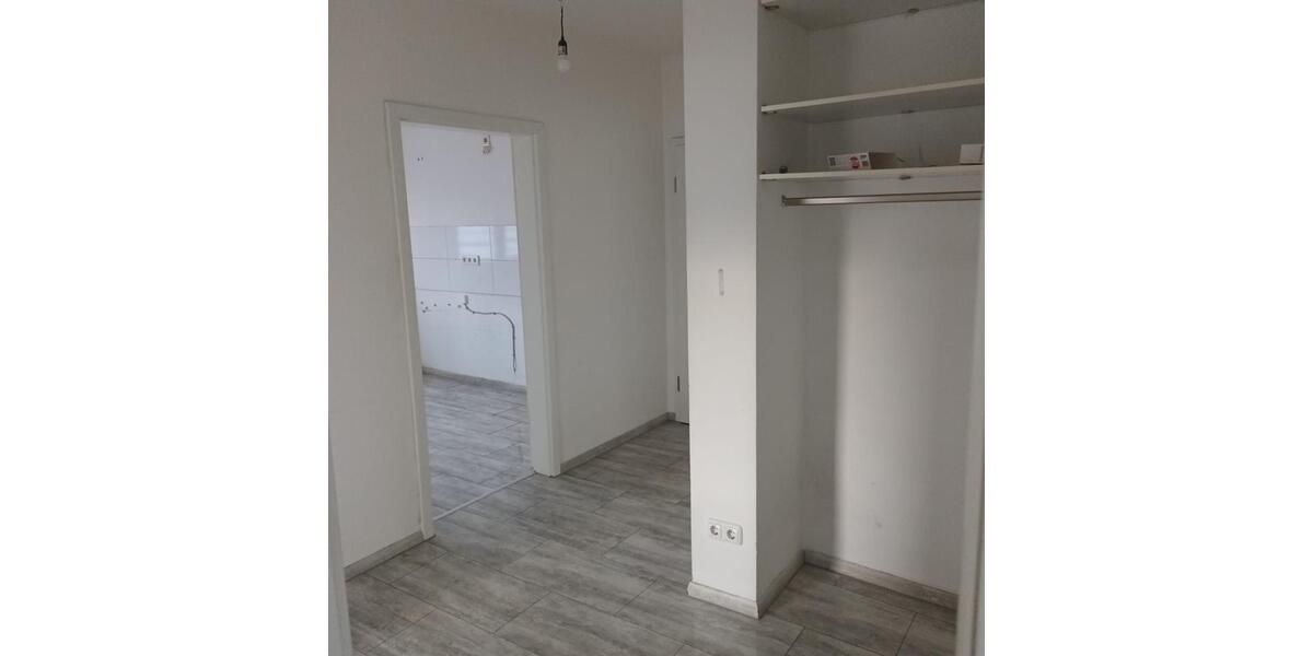 Mehrfamilienhaus, Wohnhaus Siegen Eiserfeld - 6 Zimmer, 140 m&sup2;, 260.000&euro; | Angebot:26395029