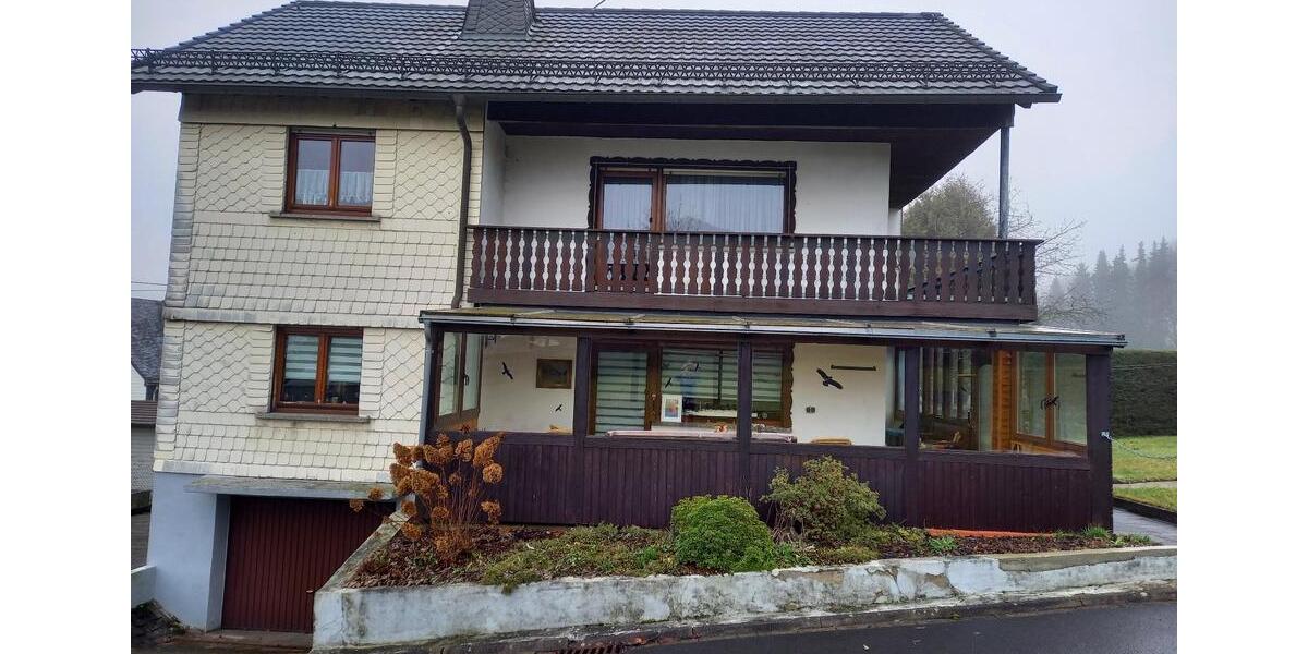 Einfamilienhaus Hellenhahn-Schellenberg Schellenberg - 7 Zimmer, 166 m&sup2;, 239.000&euro; | Angebot:24849900