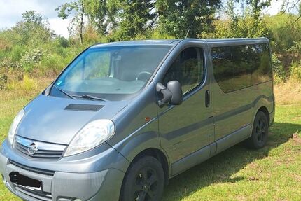 Opel Vivaro 240.000 km 6.399 &euro; Haiger 35708